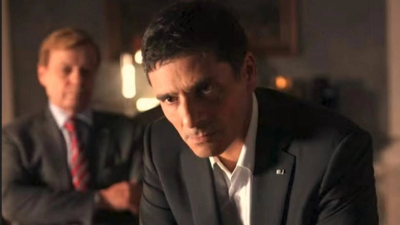 La Solitude Du Pouvoir (2012)