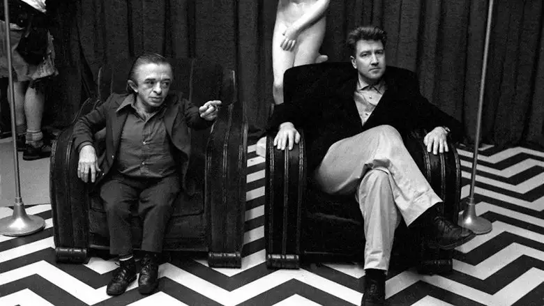 Secrets From Another Place: Creating Twin Peaks (2007)