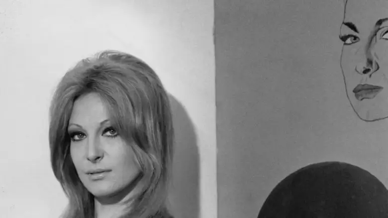 The Blonde Connection (1969)