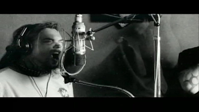 Soulfly - The Song Remains Insane (2005)
