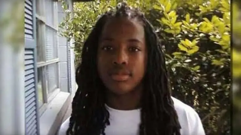 Finding Kendrick Johnson (2021)