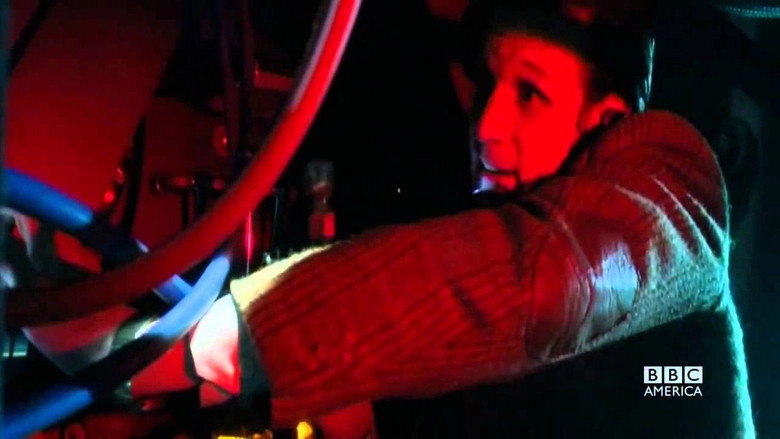 Doctor Who: The Doctor, The Widow And The Wardrobe Prequel (2011)