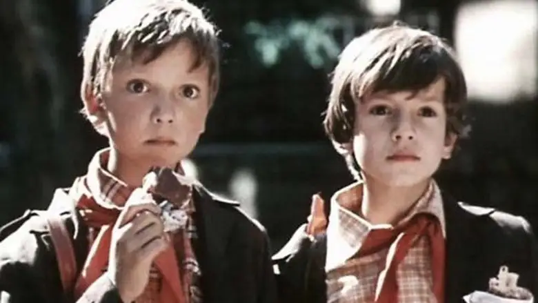 Priklyucheniya Petrova I Vasechkina, Obyknovennye I Neveroyatnye (1983)