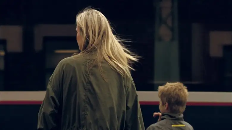 Rekonstruksjon Av En Familie (2012)