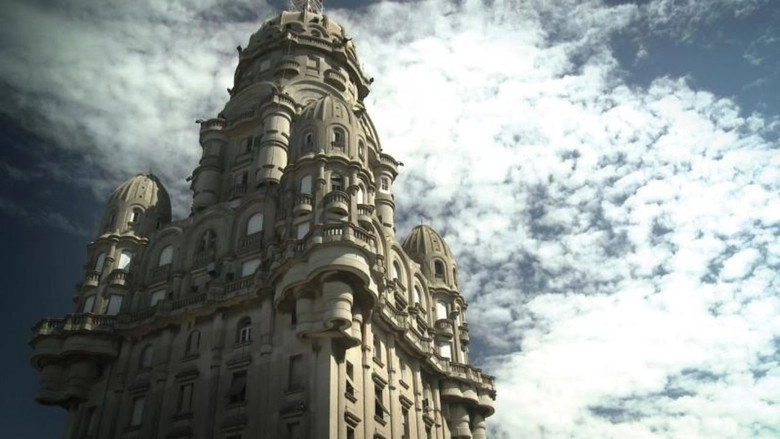El Rascacielos Latino (2012)