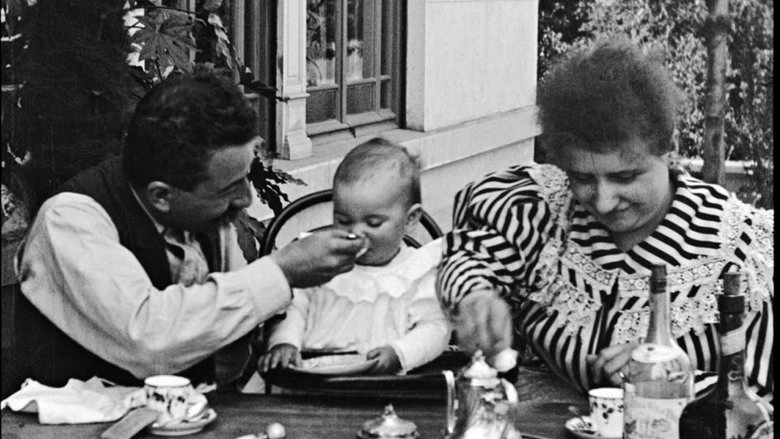Baby's Meal (1895)