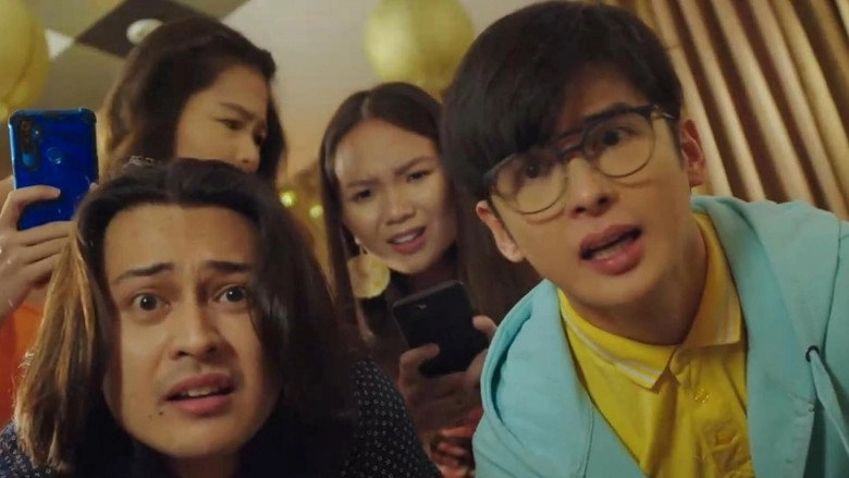 Girl Online (2024)