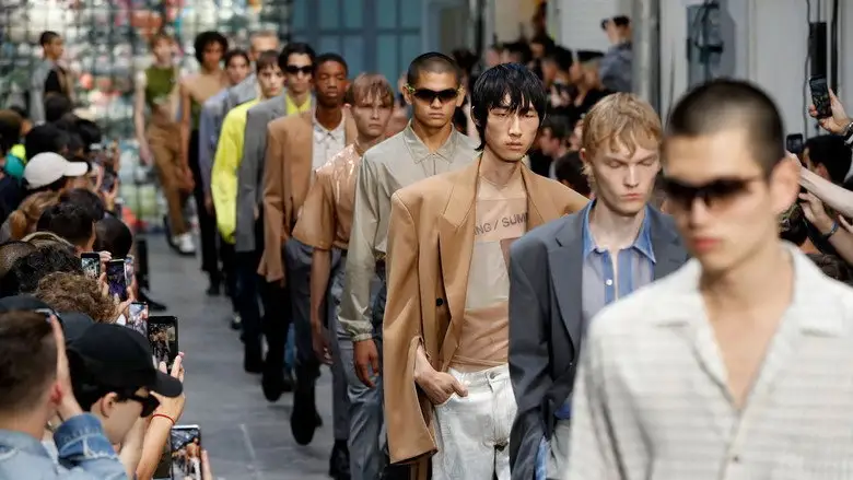 Fast Fashion - Les Dessous De La Mode A Bas Prix (2021)