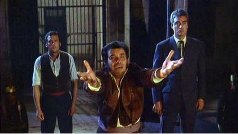 Amanecer En Puerta Oscura (1957)