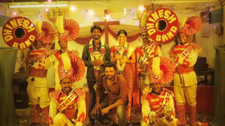 Theethum Nandrum (2021)