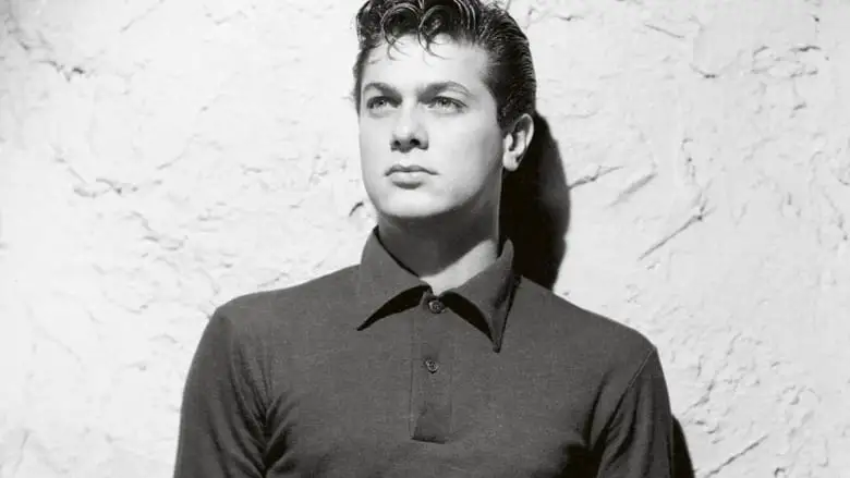 Tony Curtis: Driven To Stardom (2012)