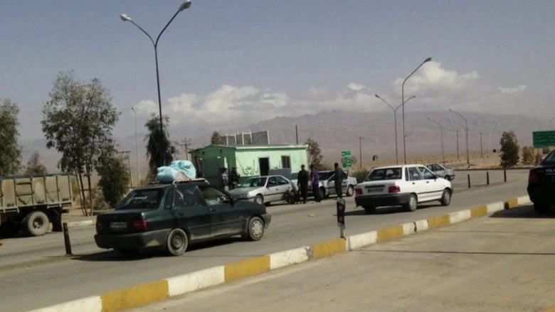 Raving Iran (2016)