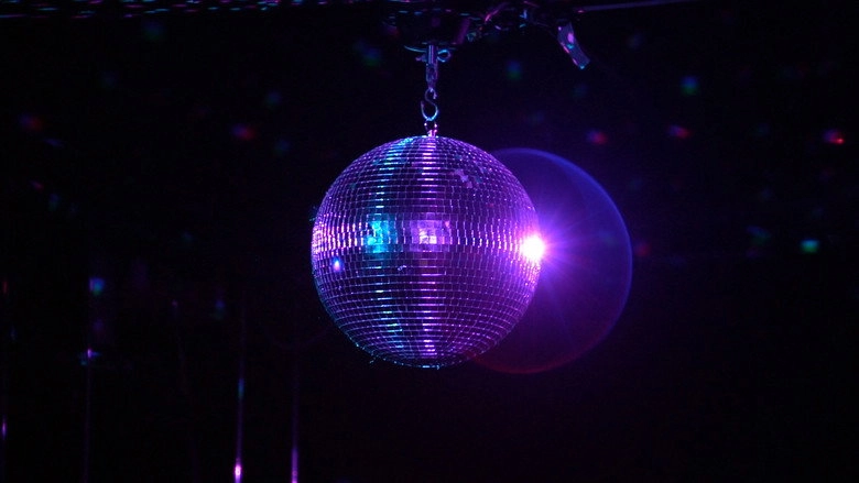 Mirrorball (2021)