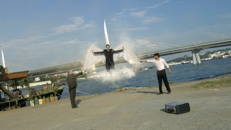 Kirik Kalpler Bankasi (2017)