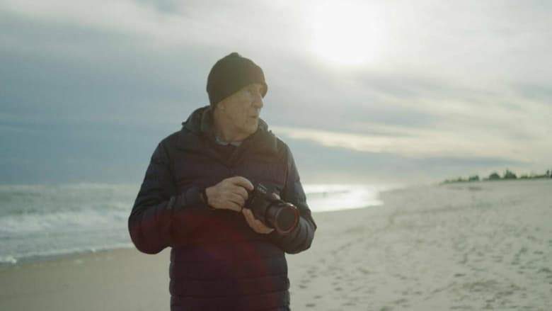 Dear Memories - A Journey With Magnum Photographer Thomas Hoepker (2022)