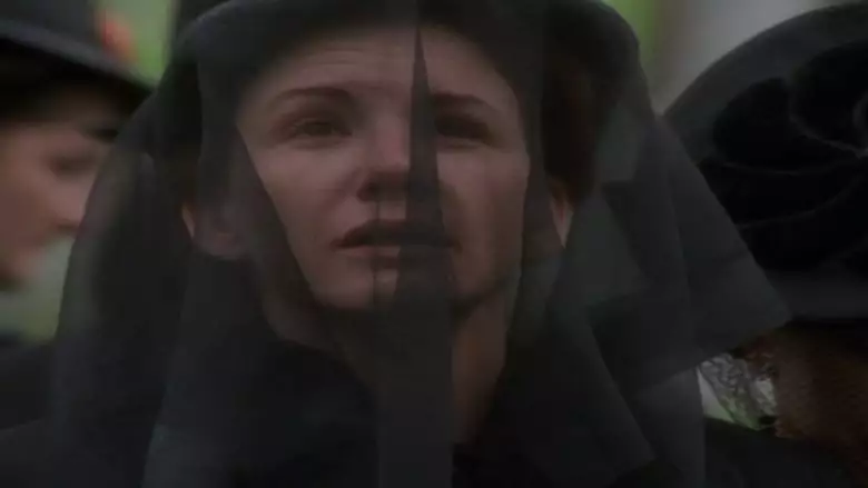 Zoya (1995)