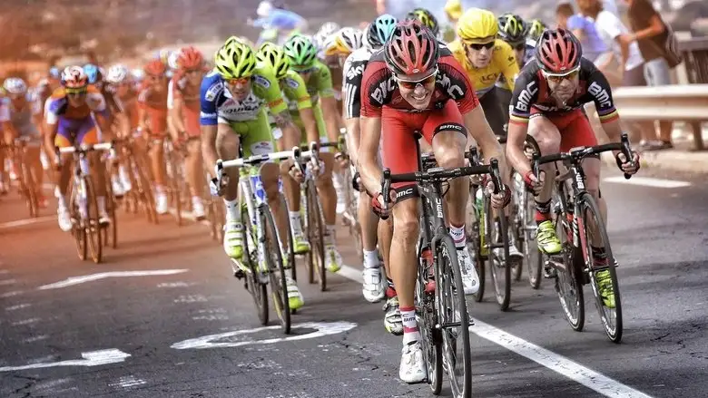 The Tour: The Legend Of The Race (2013)