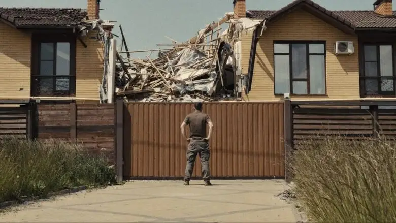 Porcelain War (2024)