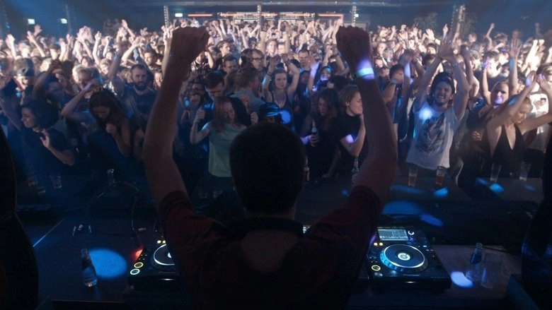 If I Think Of Germany At Night (2017)