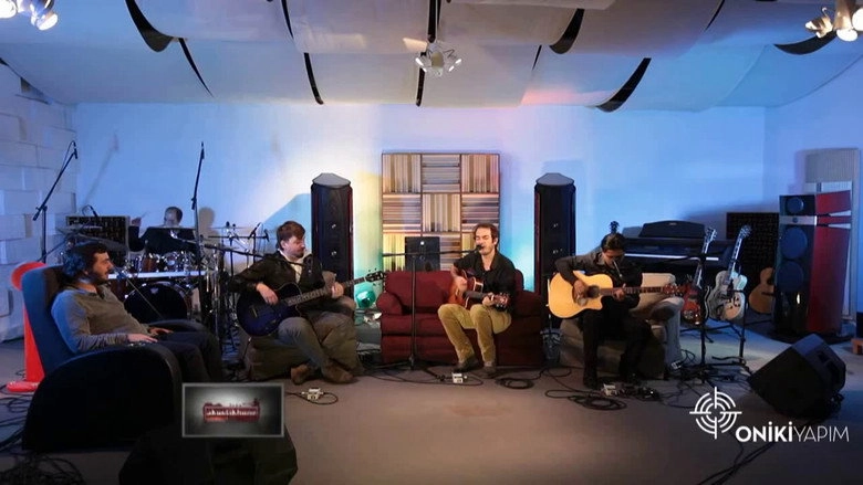 Mor Ve Otesi Live On Akustikhane (2015)