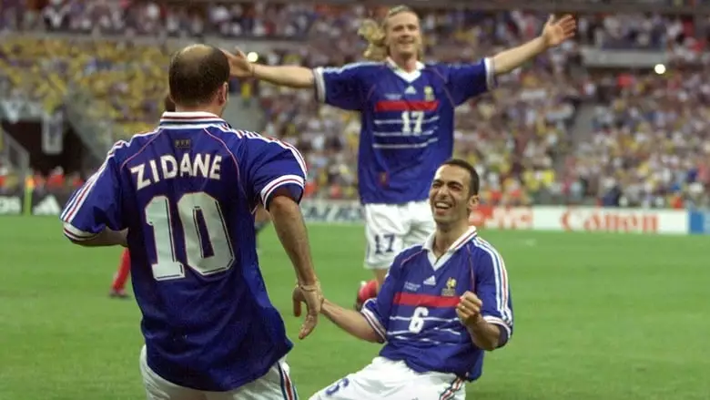 Les Bleus Une Autre Histoire De France (2016)