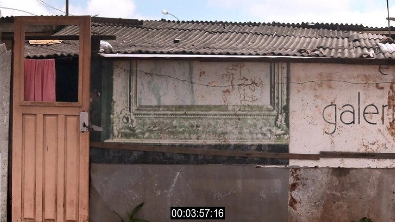 Casa Com Parede (2020)