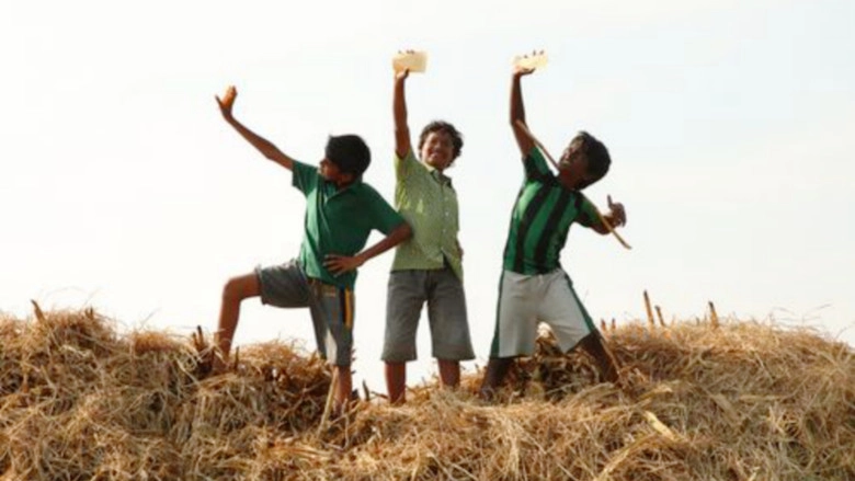 Poovarasam Peepee (2014)