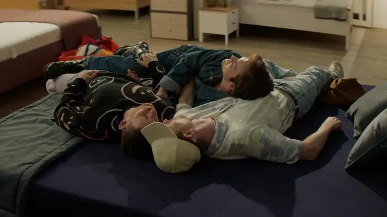 A Bed For Three (2023)