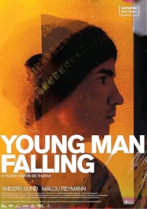 Ung Mand Falder (2007)