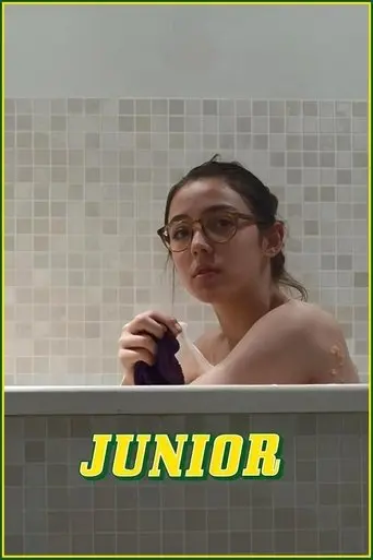 Junior (2011)