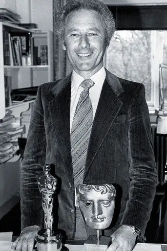 Derek Meddings: Making It Small in Pictures (2006)