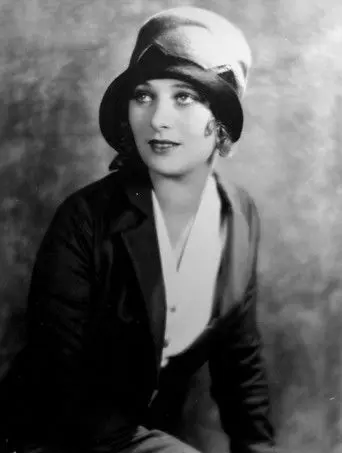 Greater Than a Crown (1925)