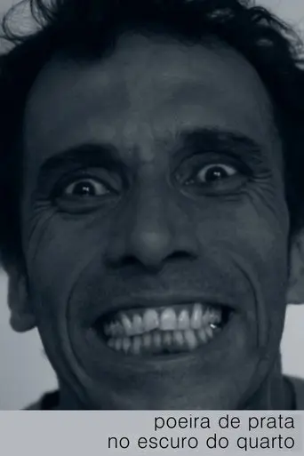 Poeira de Prata no Escuro do Quarto (2014)